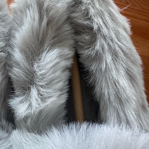 NWT J. Crew Gray Women's Heathered Faux-Fur Lined Slippers • Size 8 - Picture 5 of 10